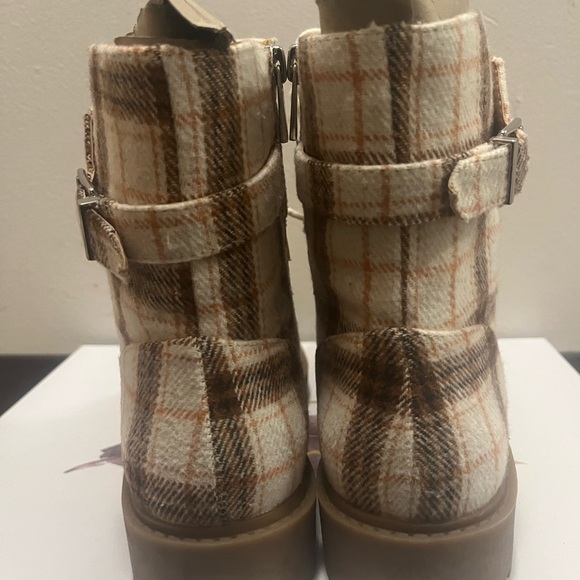 Jessica Simpson Karia boot - Picture 2 of 4